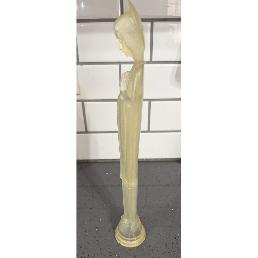 VTG Clear Lucite Acrylic Praying Virgin Mary Madonna MCM Religious Statue - Picture 4 of 5